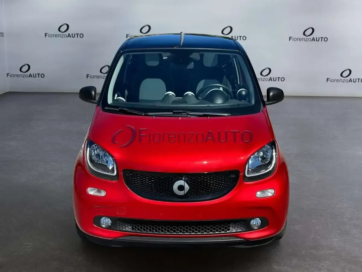 Usata Smart ForFour Passion 90 CV (66 kW) 2017 Rosso Utilitaria