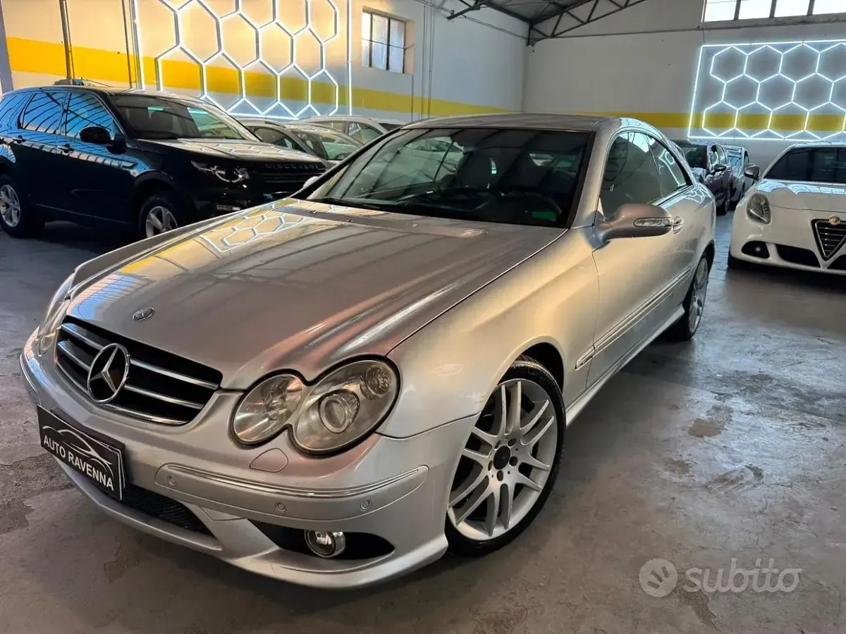 Usata Mercedes CLK220 Edition 150 CV (110 kW) 2009 Grigio Coupé