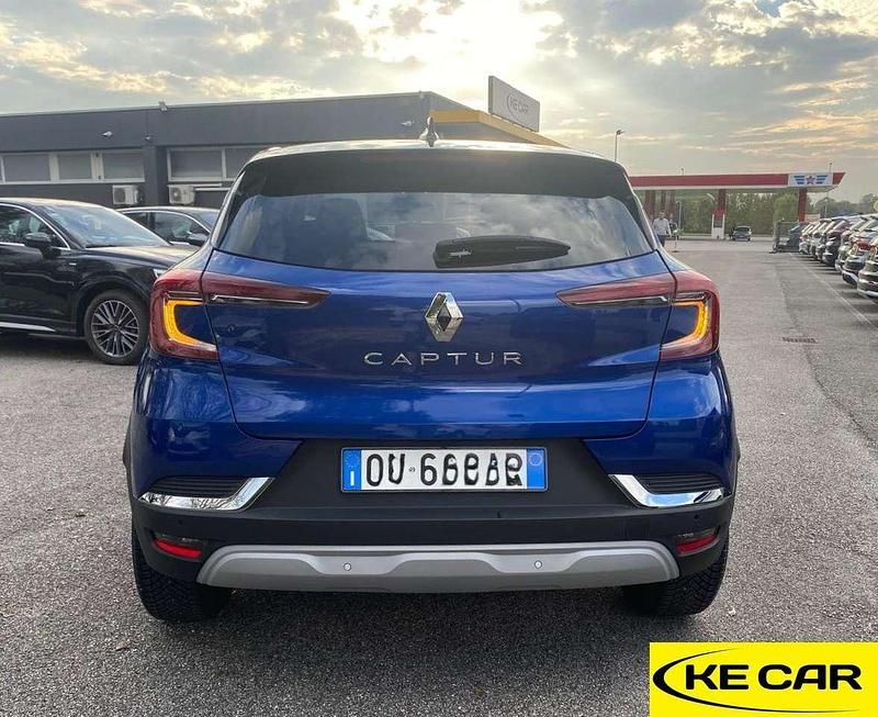 Usata Renault Captur Techno 91 CV (66 kW) 2024 Blu/azzurro SUV