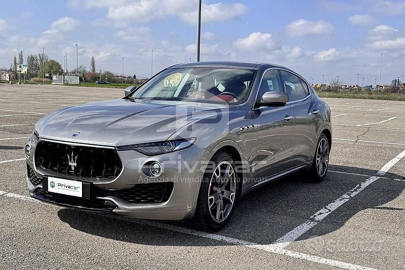 Usata Maserati Levante 250 CV (183 kW) 2017 Grigio SUV