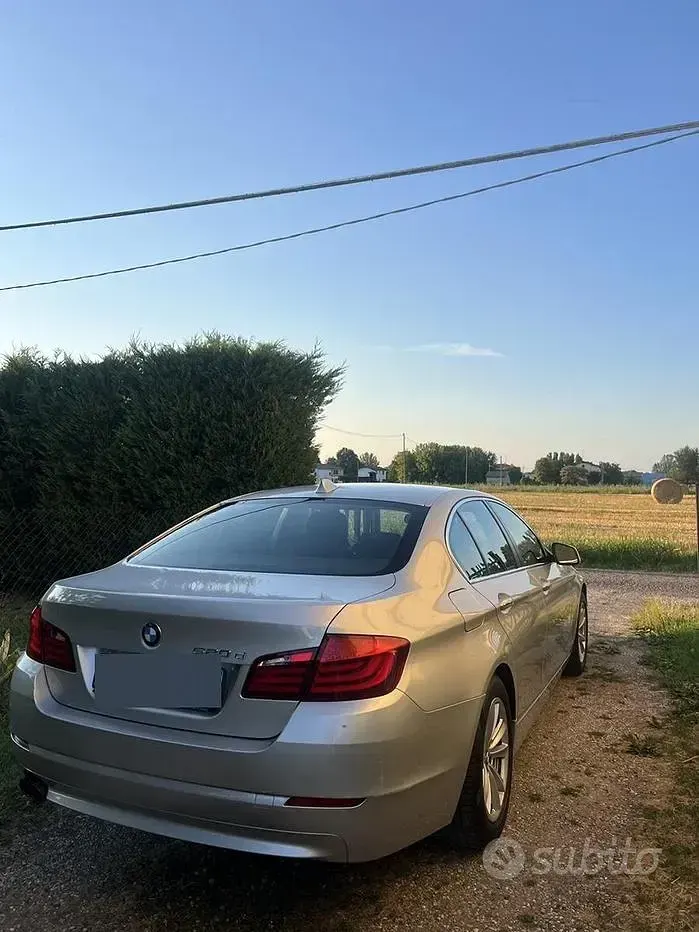 Usata BMW 520 184 CV (135 kW) 2011 Grigio Berlina