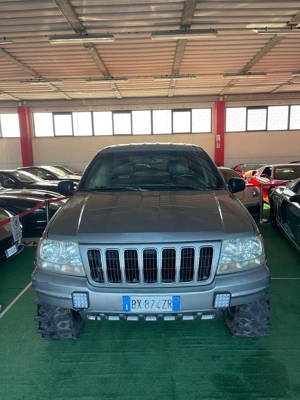 Usata Jeep Grand Cherokee 140 CV (102 kW) 2001 Marrone SUV