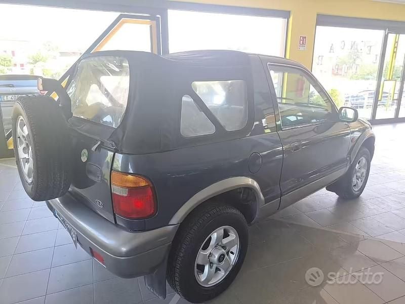 Usata Kia Sportage 2001 Blu SUV