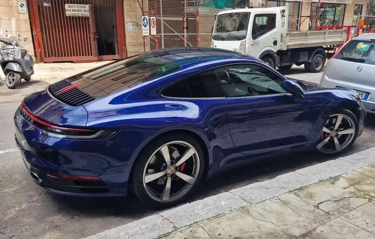 Usata Porsche 992 450 CV (330 kW) 2019 Blu/azzurro Coupé