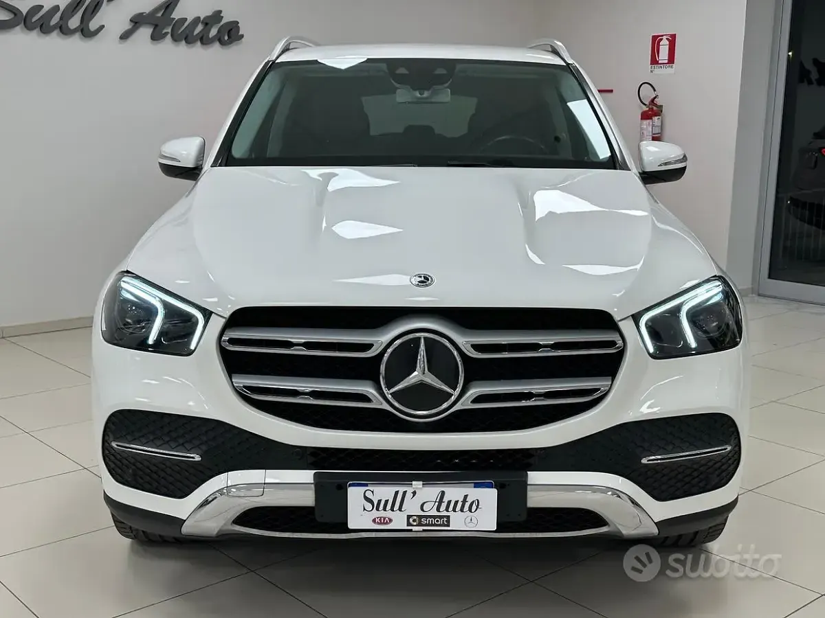 Usata Mercedes GLE300 245 CV (180 kW) 2019 Bianco SUV