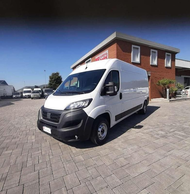 Usata Fiat Ducato 140 CV (102 kW) 2023 Bianco Furgone