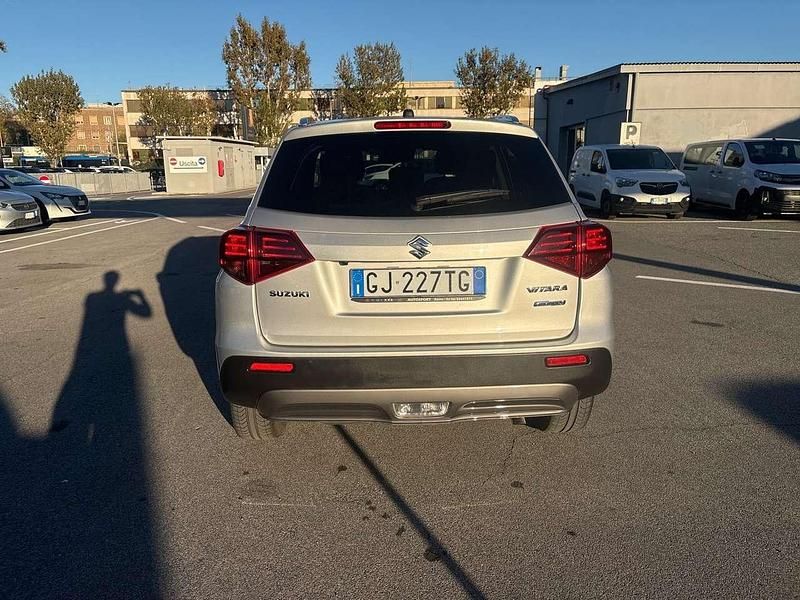 Usata Suzuki Vitara Cool 129 CV (94 kW) 2022 Grigio SUV