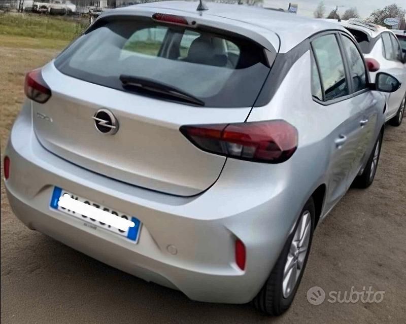 Usata Opel Corsa Edition 101 CV (74 kW) 2023 Grigio Utilitaria