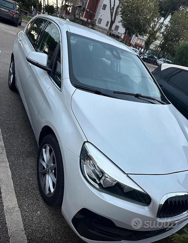 Usata BMW 218 Active Tourer Sport Line 150 CV (110 kW) 2019 Bianco Monovolume