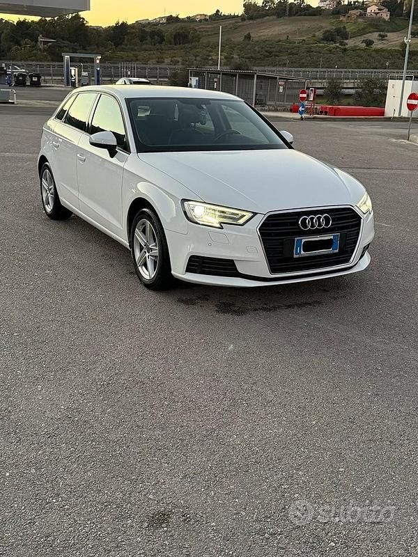 Usata Audi A3 116 CV (85 kW) 2020 Bianco Berlina