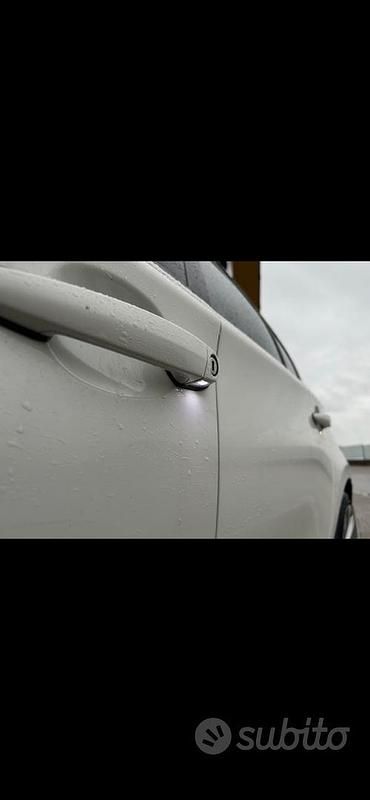 Usata BMW 118 2010 Bianco Utilitaria