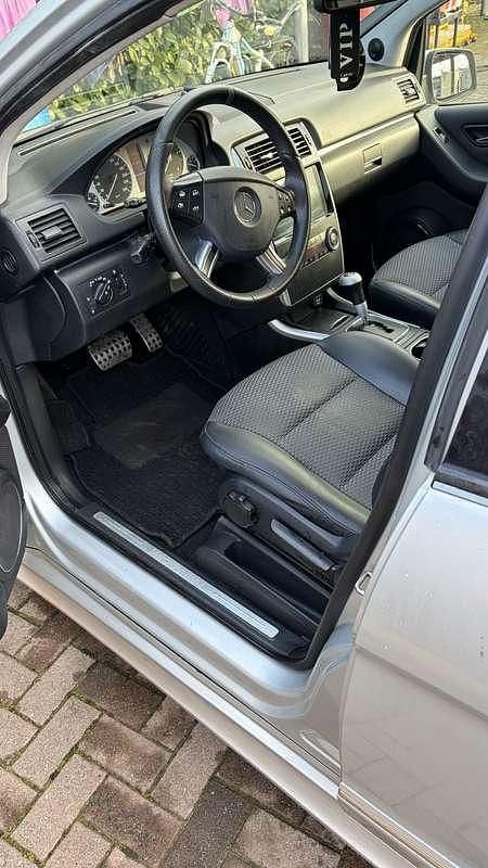 Usata Mercedes B200 140 CV (102 kW) 2009 Monovolume