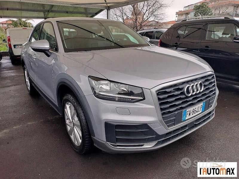 Usata Audi Q2 Business 116 CV (85 kW) 2019 Argento SUV