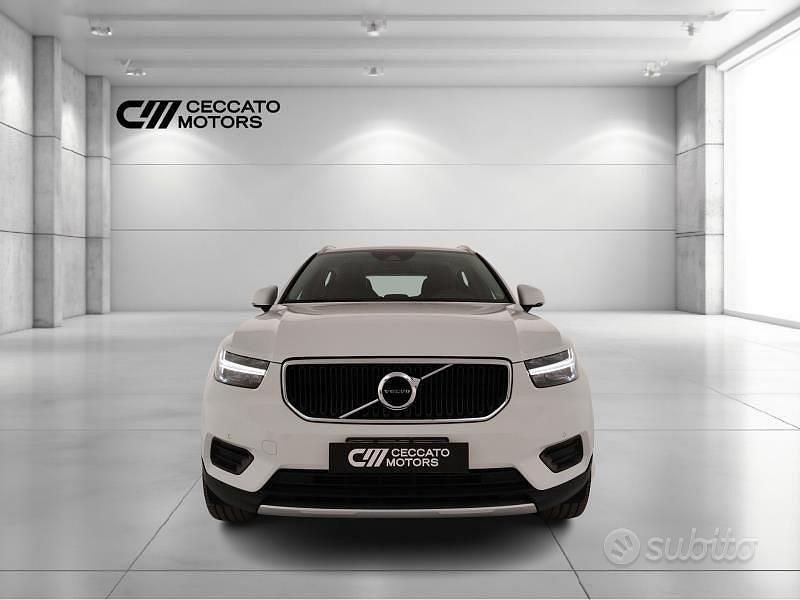 Usata Volvo XC40 Business Edition 150 CV (110 kW) 2019 Bianco SUV