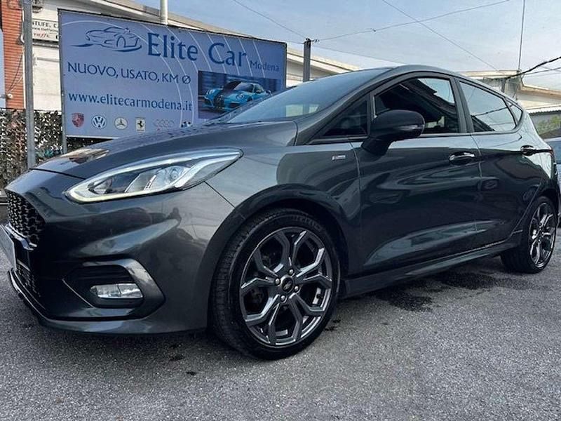 Grigio Usata 2019 Ford Fiesta ST-Line Berlina | 12.000 € (Cara) - Immagine 1/4