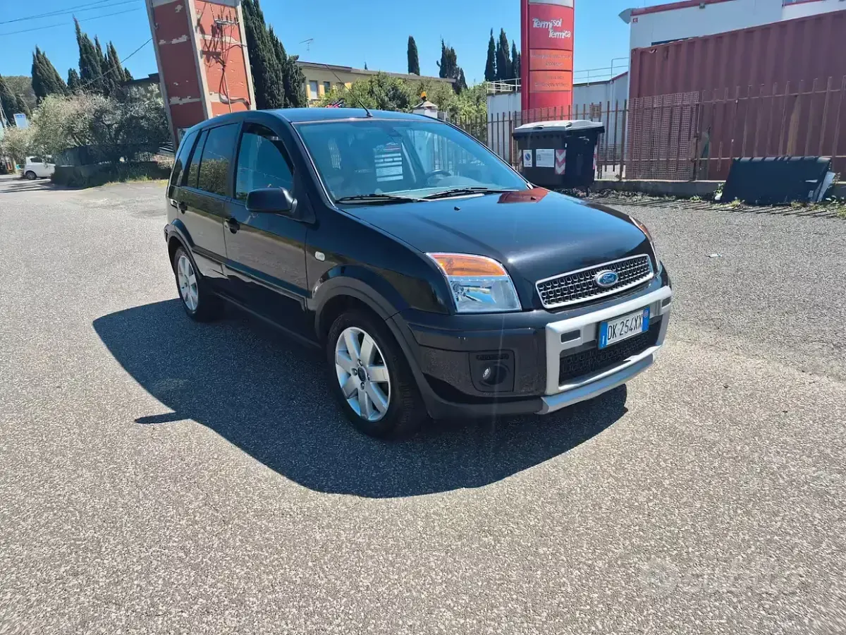 Usata Ford Fusion Collection 80 CV (58 kW) 2007 Nero Utilitaria