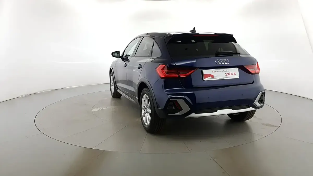 Usata Audi A1 Business 95 CV (69 kW) 2025 Blu navarra met SUV