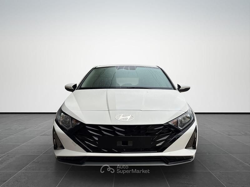 Nuova Hyundai i20 90 CV (66 kW) 2026 Atlas white Utilitaria