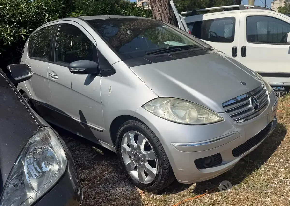 Usata Mercedes A150 Elegance 95 CV (69 kW) 2008 Grigio Berlina