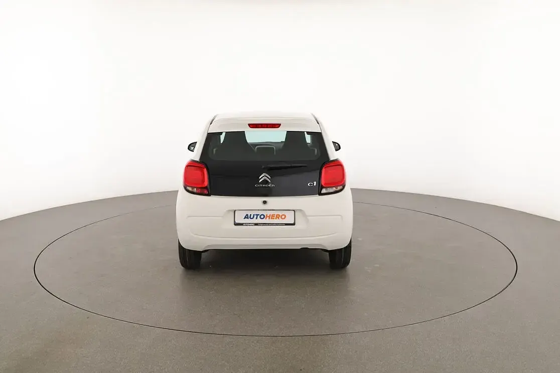 Second-hand Citroën C1 Feel 70 CP (51 kW) 2015 Alb Hatchback