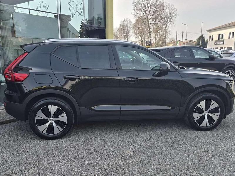 Usata Volvo XC40 Core 197 CV (144 kW) 2022 Nero SUV