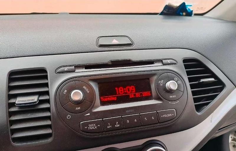 Usata Kia Picanto Active 65 CV (47 kW) 2016 Bianco Utilitaria