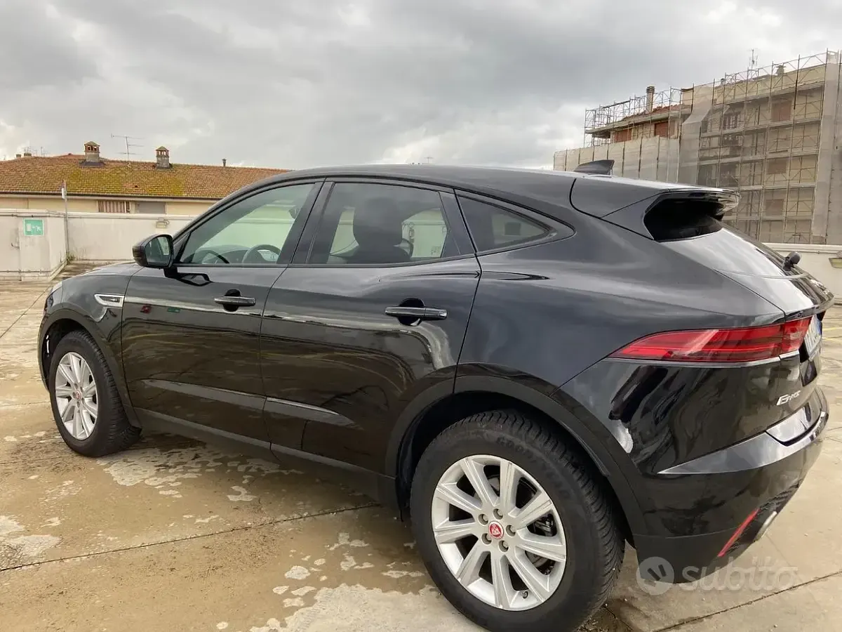 Usata Jaguar E-Pace 150 CV (110 kW) 2019 Nero SUV