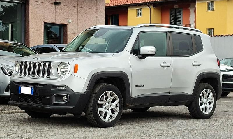 Usata Jeep Renegade Limited 140 CV (102 kW) 2015 Grigio SUV