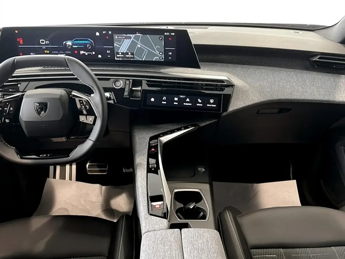 Nuova Peugeot 5008 GT 196 CV (144 kW) 2026 Ingaro blu SUV