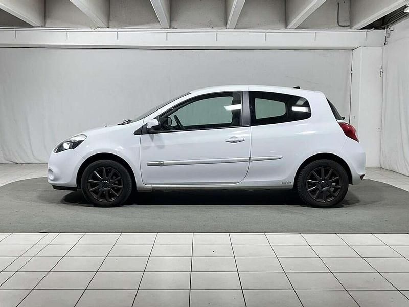 Usata Renault Clio IV 75 CV (55 kW) 2012 Bianco Berlina