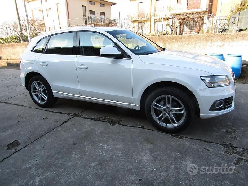 Usata Audi Q5 Advanced Plus 177 CV (130 kW) 2012 Bianco SUV