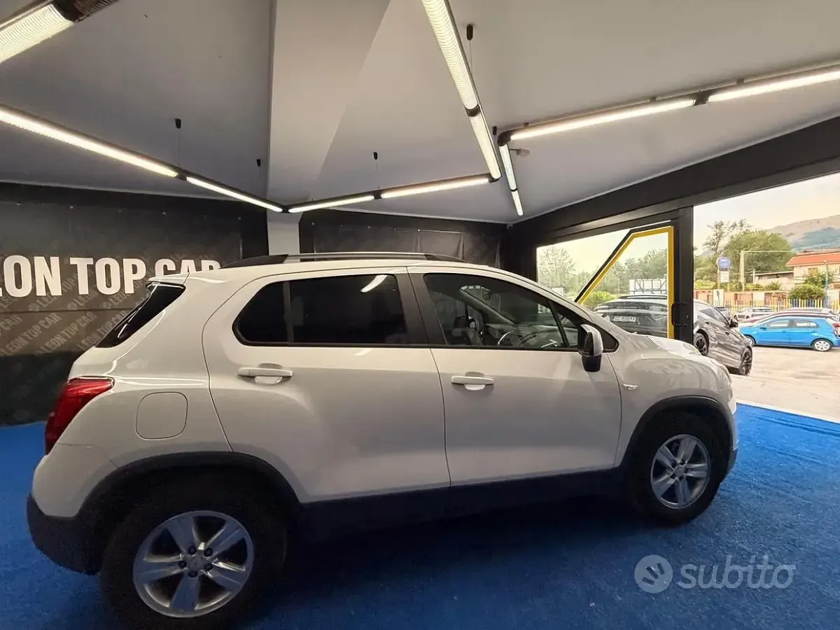 Usata Chevrolet Trax LS 116 CV (85 kW) 2013 Bianco SUV