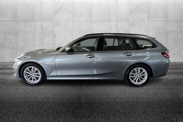 Usata BMW 318 Comfort Edition 150 CV (110 kW) 2022 Grigio Station wagon