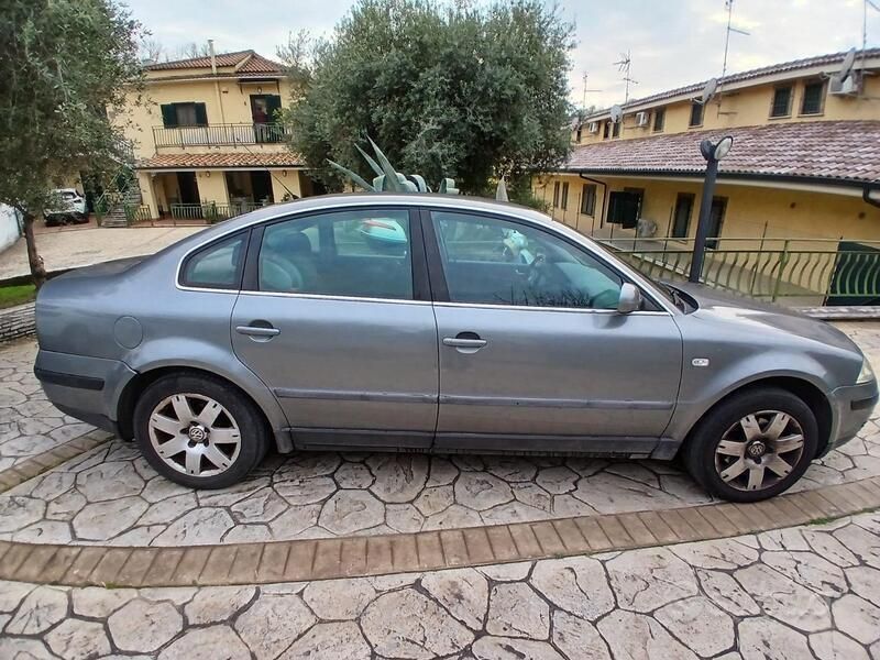 Usata VW Passat 130 CV (95 kW) 2002 Berlina