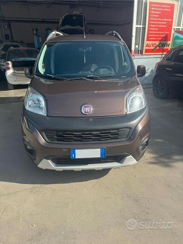 Usata Fiat Qubo Trekking 95 CV (69 kW) 2018 Marrone Monovolume