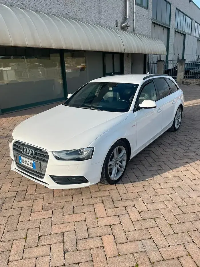 Usado Audi A4 S-Line 143 CV (105 kW) 2013 Berlina