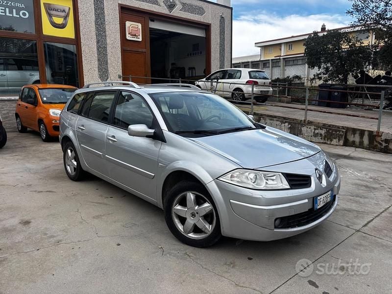 Usata Renault Mégane GrandTour Extreme 106 CV (77 kW) 2008 Grigio Station wagon