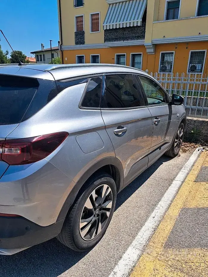 Usata Opel Grandland X Elegance 131 CV (96 kW) 2021 Grigio SUV