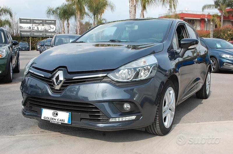 Usata Renault Clio IV 90 CV (66 kW) 2019 Grigio Berlina