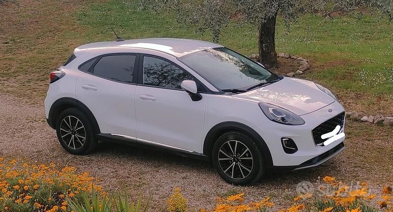 Usata Ford Puma Titanium 120 CV (88 kW) 2021 Bianco SUV