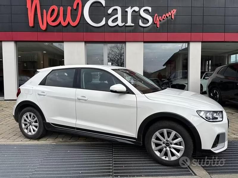 Usata Audi A1 110 CV (80 kW) 2023 Bianco SUV