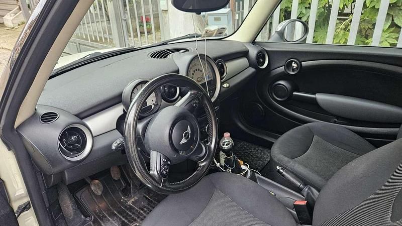 Occasion Mini Cooper D 109 ch (80 kW) 2011 Citadine