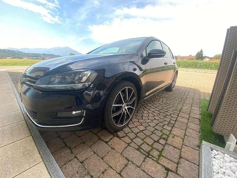 Nero Usata 2013 VW Golf Highline Tre volumi | 8500 € (Super prezzo) - Immagine 1/4