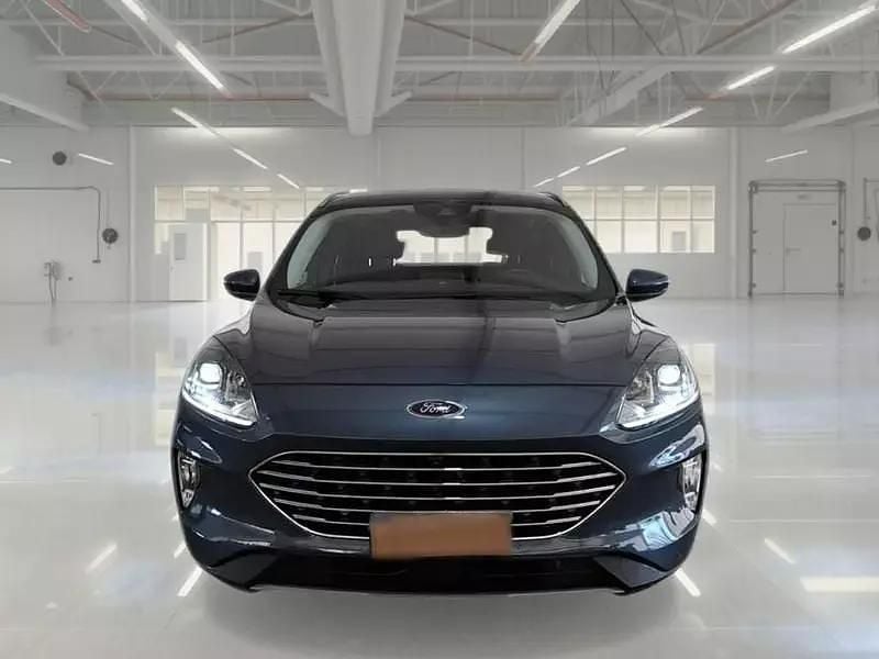 Usata Ford Kuga Titanium 120 CV (88 kW) 2022 Blu SUV