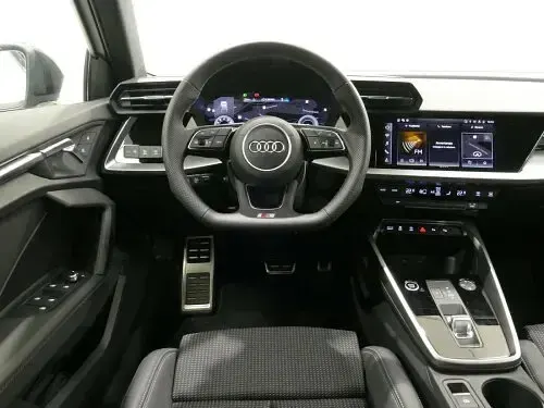 Usata Audi A3 Sportback e-tron S-Line 150 CV (110 kW) 2023 Nero mito Utilitaria