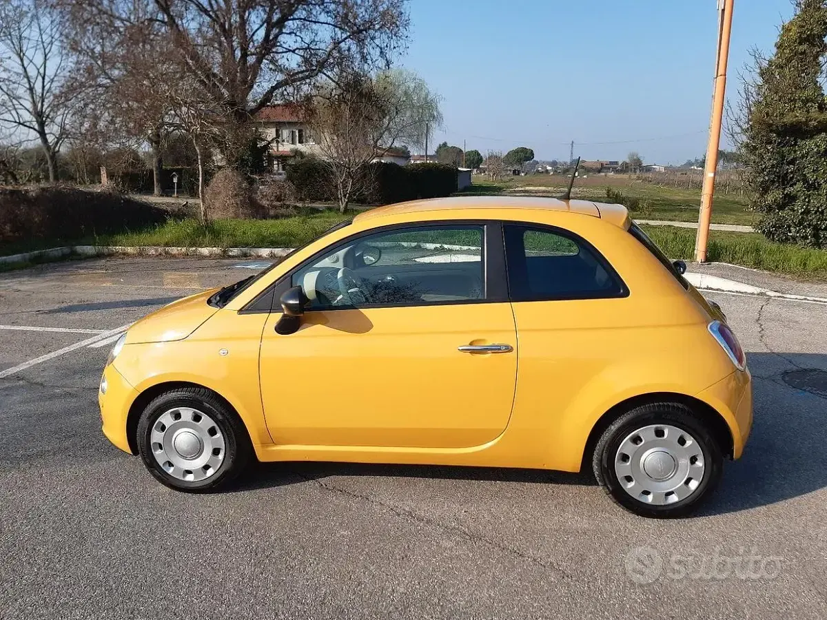 Usata Fiat 500 69 CV (50 kW) 2014 Giallo Utilitaria