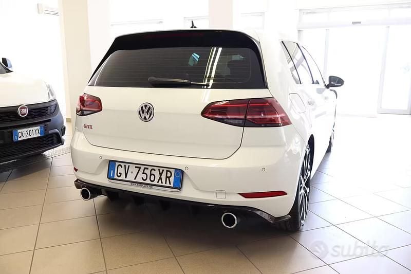 Usata VW Golf VII GTI 245 CV (180 kW) 2019 Bianco Berlina