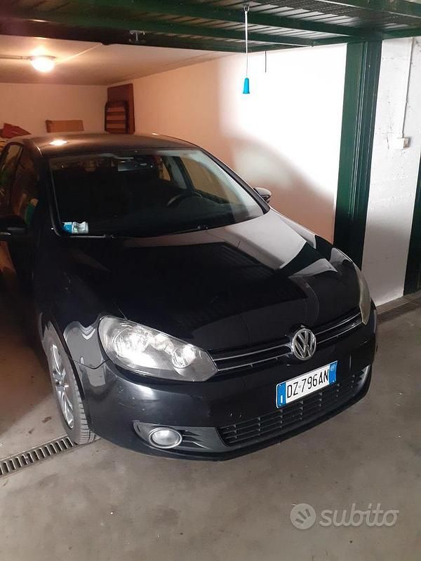 Usata VW Golf VI 122 CV (89 kW) 2009 Nero Utilitaria