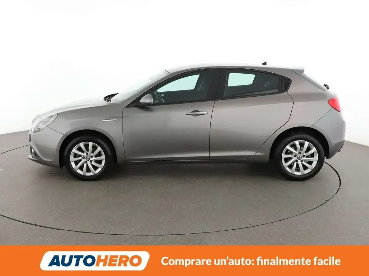 Usata Alfa Romeo Giulietta 120 CV (88 kW) 2018 Grigio Utilitaria