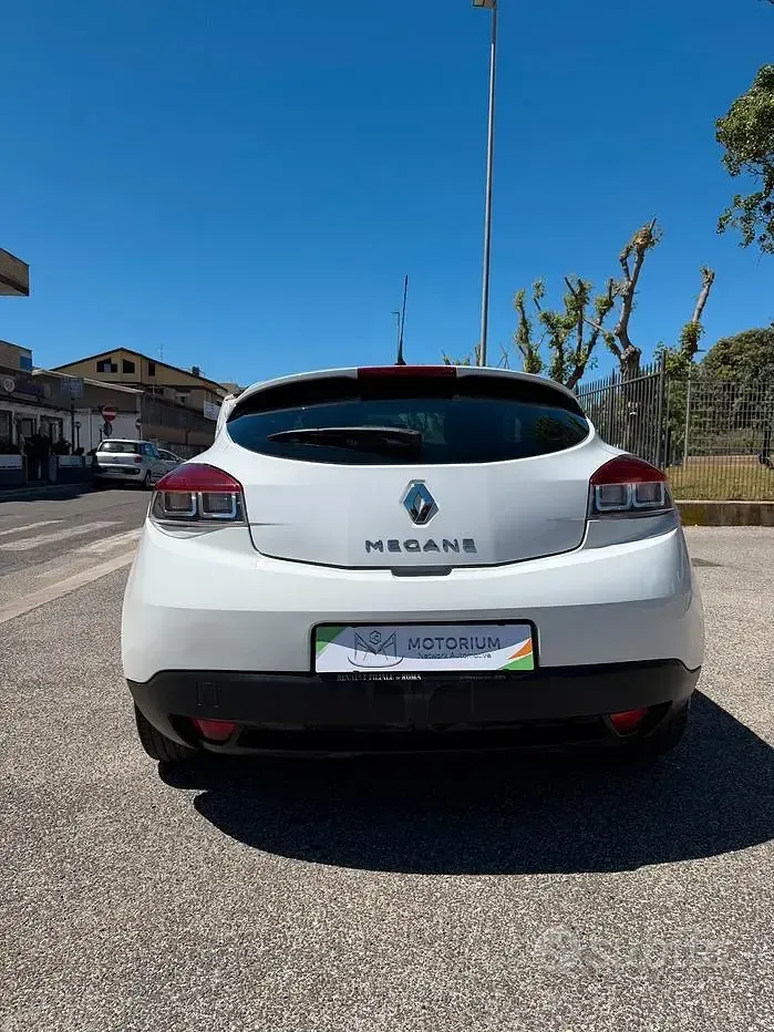 Usata Renault Mégane Coupé Dynamique 130 CV (95 kW) 2010 Bianco Coupé